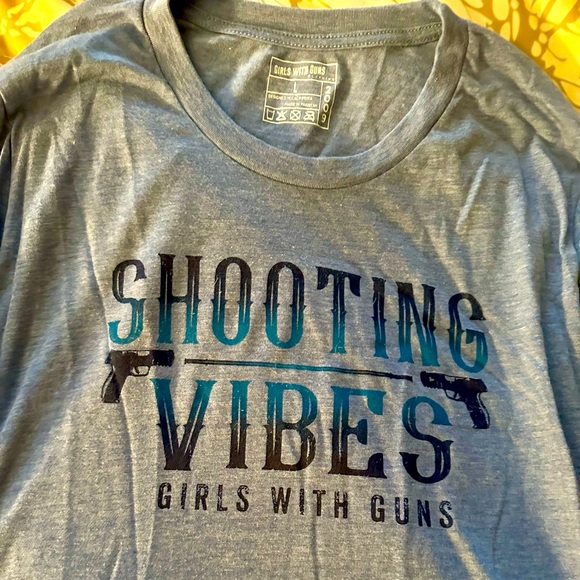 Women’s Girls With Guns Long Sleeve Tee Shirt - Picture 2 of 5
